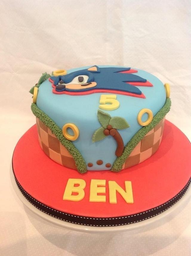 Sonic cake - Cake by The Buttercream Kitchen - CakesDecor