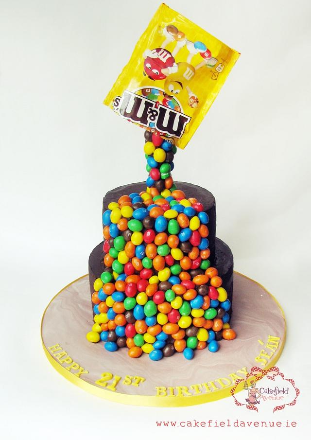 M&M's Cake - cake by Agatha Rogowska ( Cakefield Avenue ...