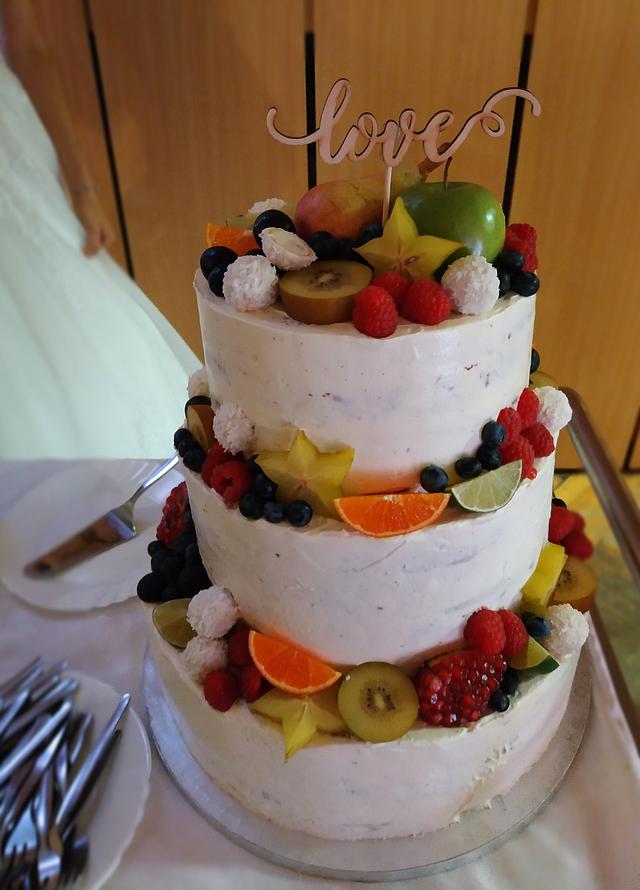 Wedding fruit cake - cake by Ellyys - CakesDecor