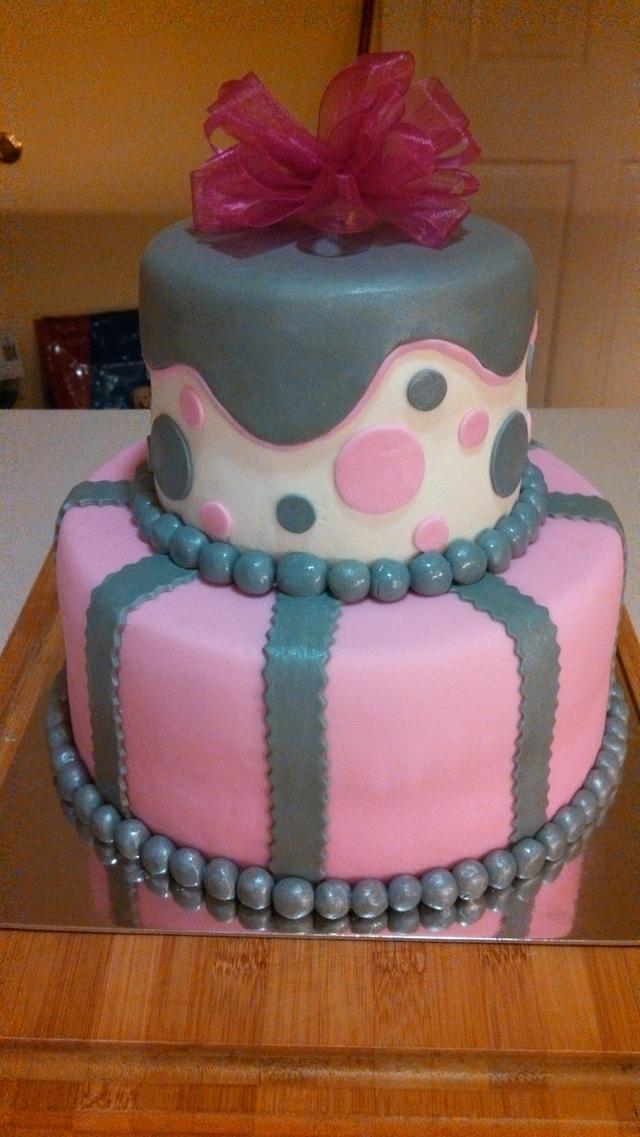 Pink and Grey Baby Shower - Decorated Cake by lcantelmo - CakesDecor