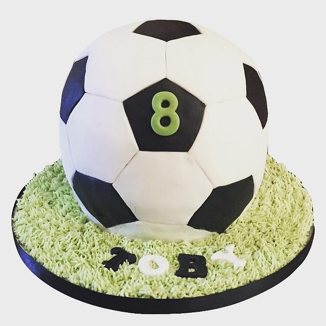 3d Football Cake - Decorated Cake By Hannah Thomas - Cakesdecor