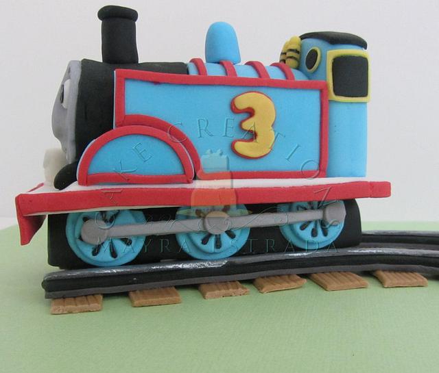 Thomas the Train - Cake by Cake Creations by ME - Mayra - CakesDecor