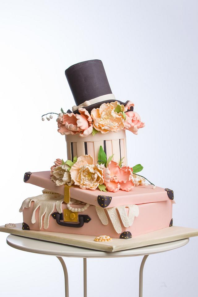 Vintage Hat Box Decorated Cake By Caramel Doha Cakesdecor