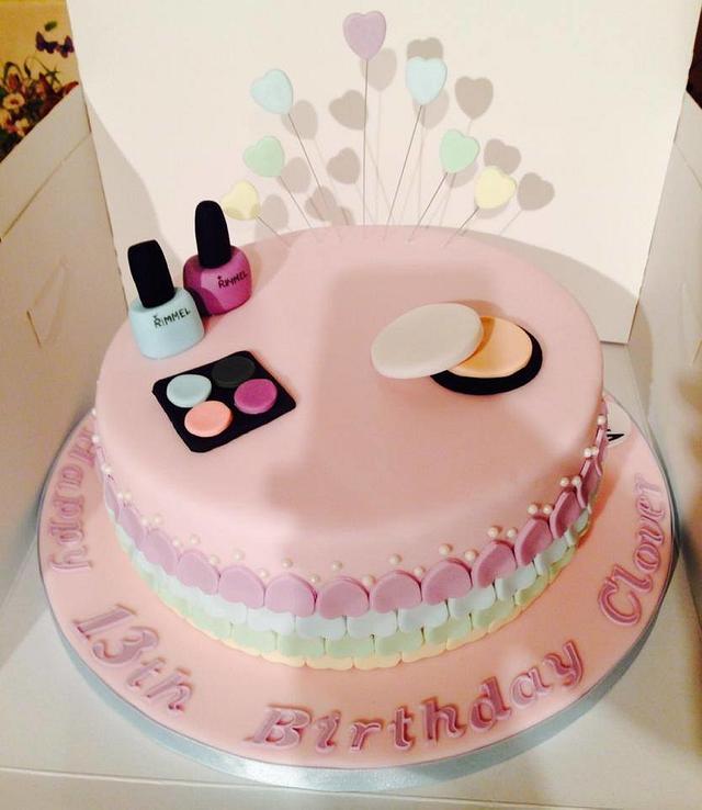 Make Up Cake - Decorated Cake By Wtsjoan - Cakesdecor