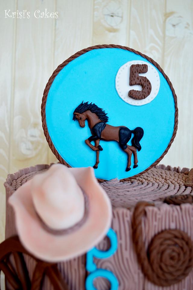 Cake horse