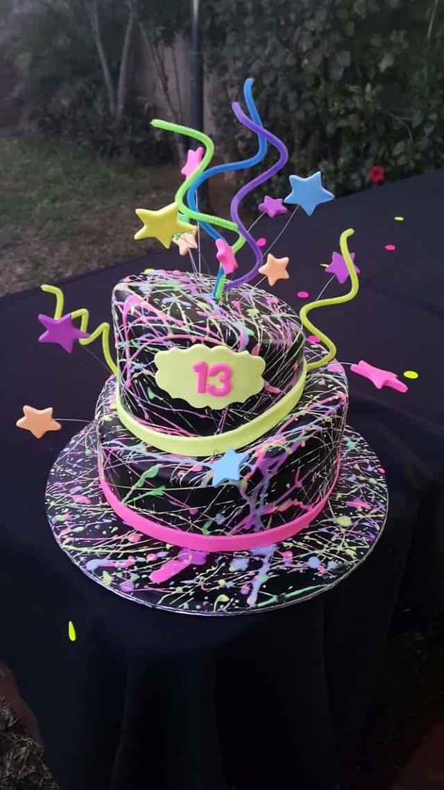 glow in the dark cake Decorated Cake by Cakes by CakesDecor