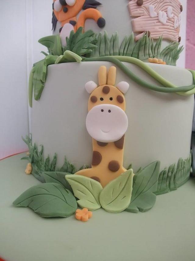 Jungle themed cake - Cake by The Stables Pantry - CakesDecor