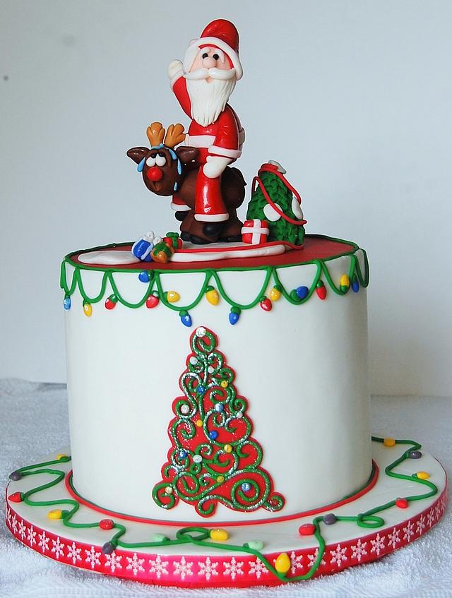 Santaclaus Is Coming - Decorated Cake By Cakesaga - Cakesdecor