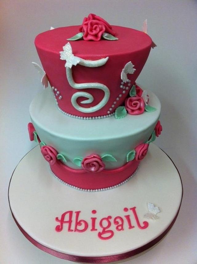 Pink Girly Cake - Decorated Cake by Lisapeps - CakesDecor