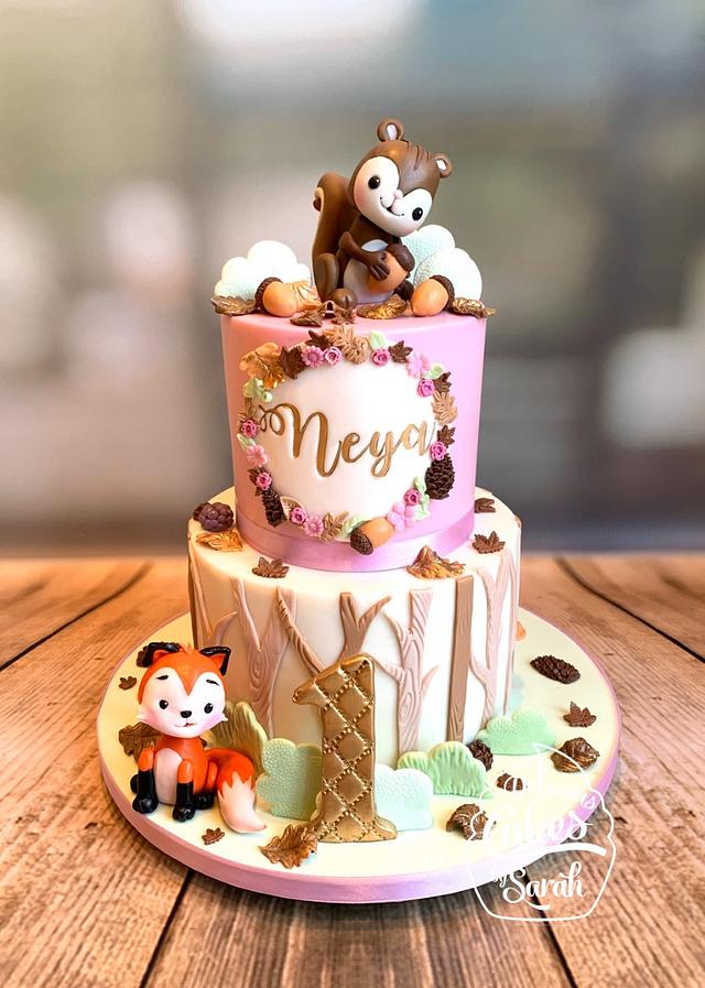 Woodland creatures cake - cake by De-licious Cakes by - CakesDecor