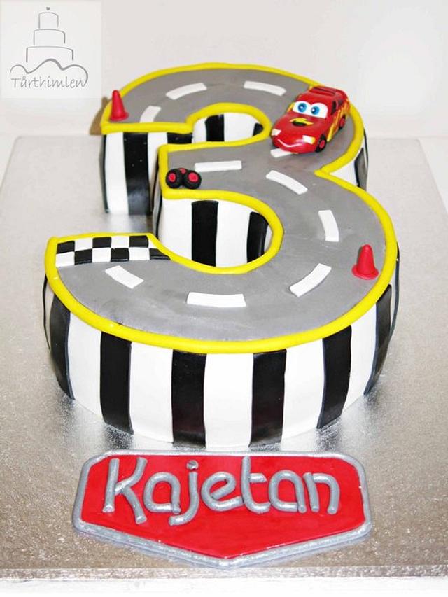 McQueen cake - Decorated Cake by Ewa - CakesDecor