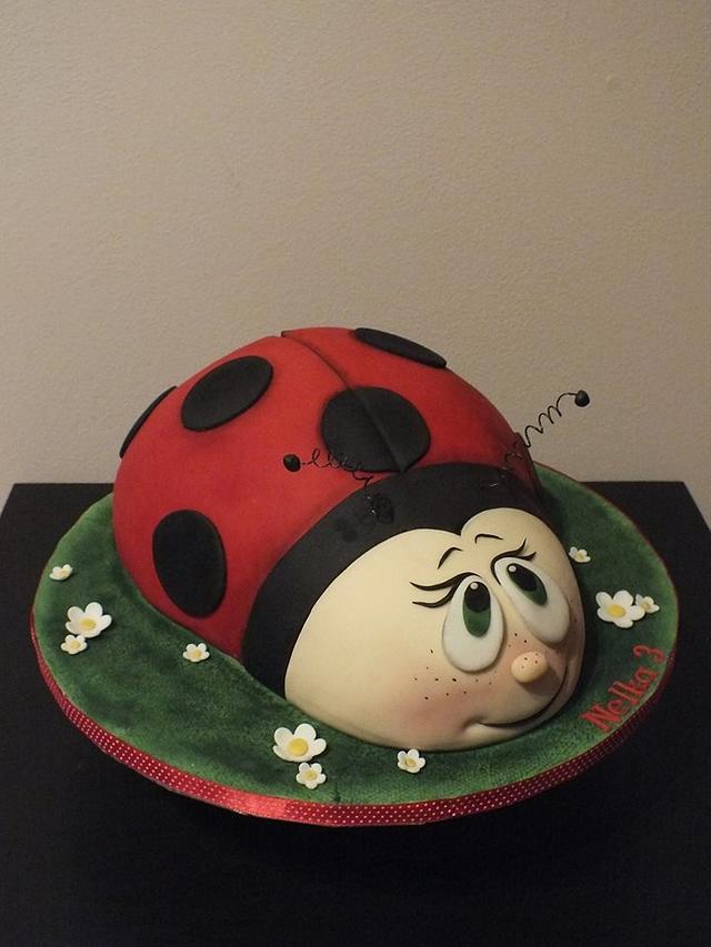 ladybug - Cake by Janeta Kullová - CakesDecor