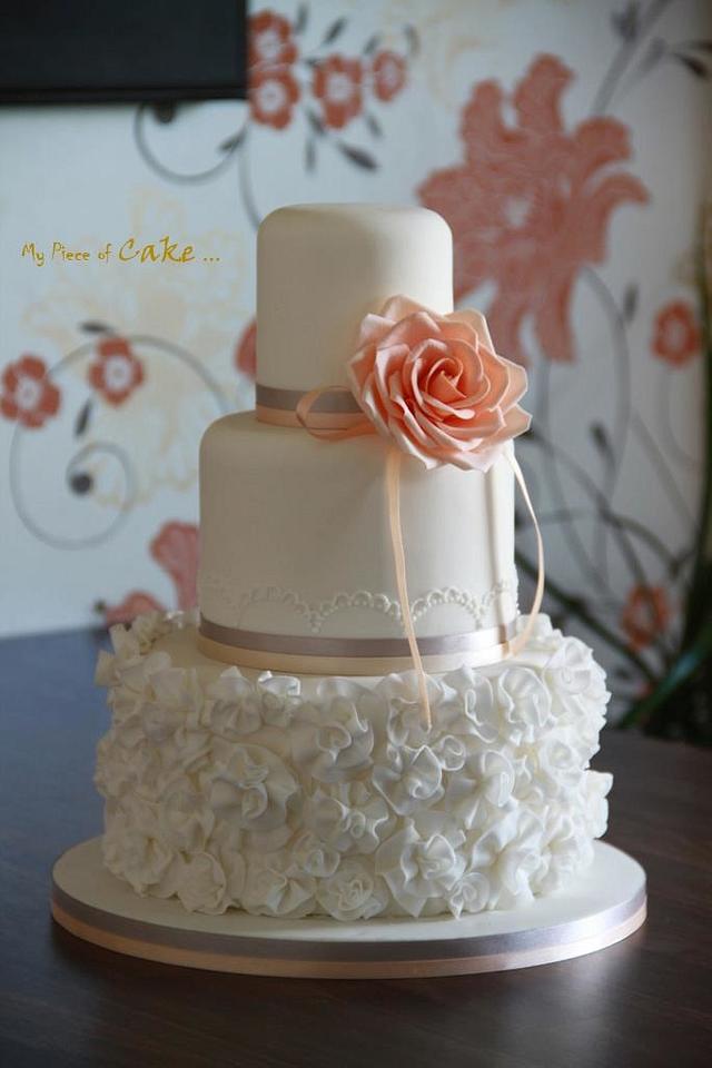 wedding cake - Decorated Cake by beth - CakesDecor