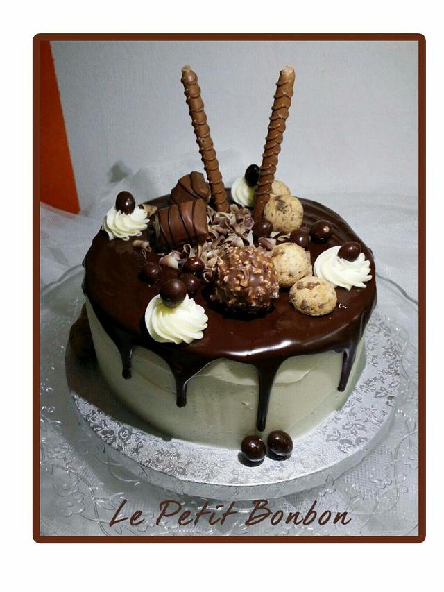 Drip Cake Chocolate bomb Cake by LE PETIT BONBON