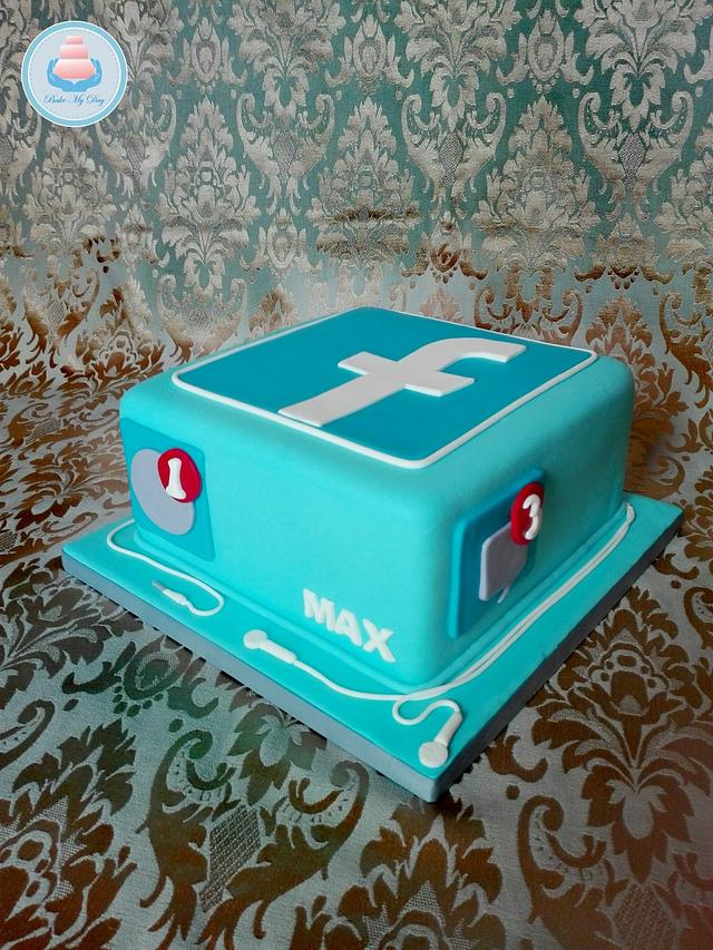 Facebook Cake - Decorated Cake By Bake My Day - CakesDecor