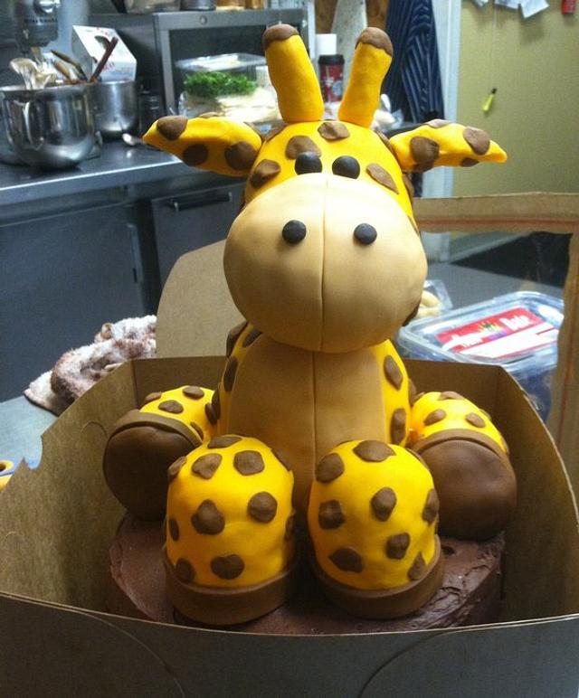 Giraffe Cake Topper Cake By Junebug Cakesdecor