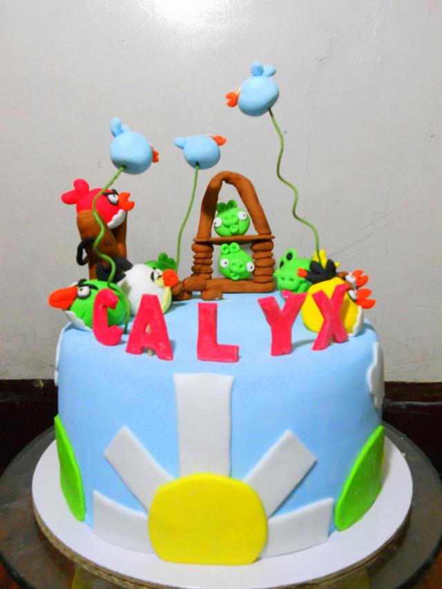 Calyx's Angry Birds Cake