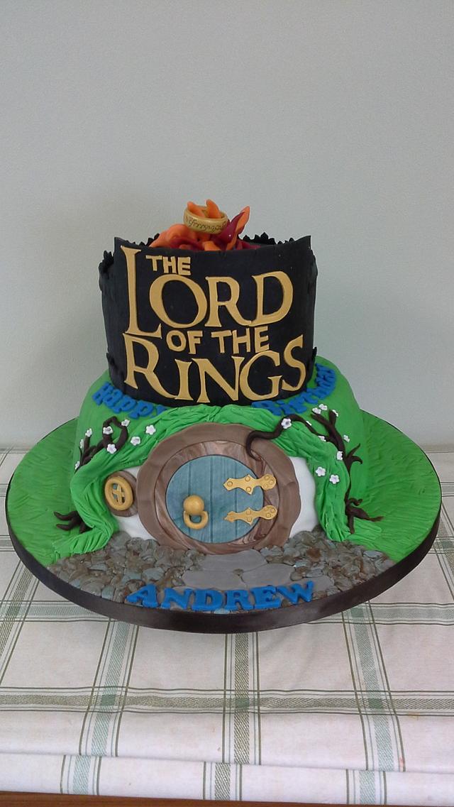 Lord of the rings Decorated Cake by milkmade CakesDecor