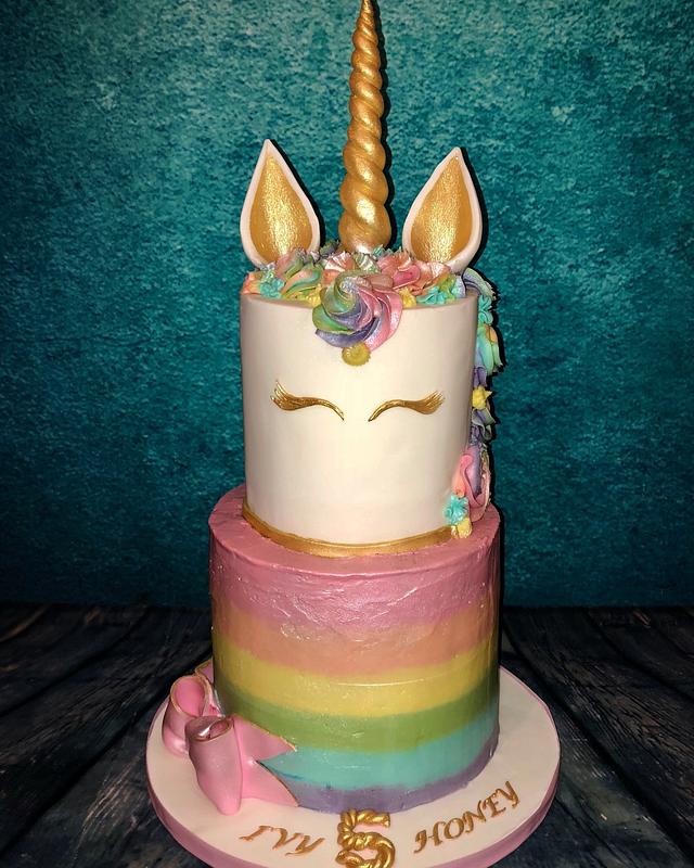 Rainbow Unicorn Cake Decorated Cake By Maria Louise Cakesdecor