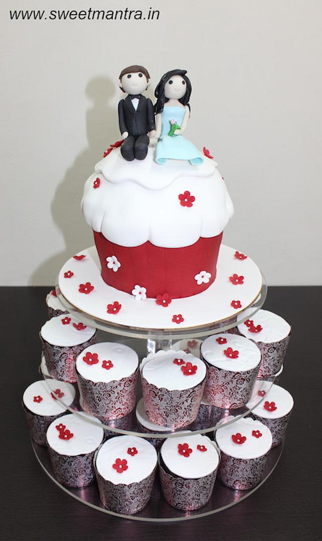 Giant Cupcake Cake Decorated Cake By Sweet Mantra Cakesdecor