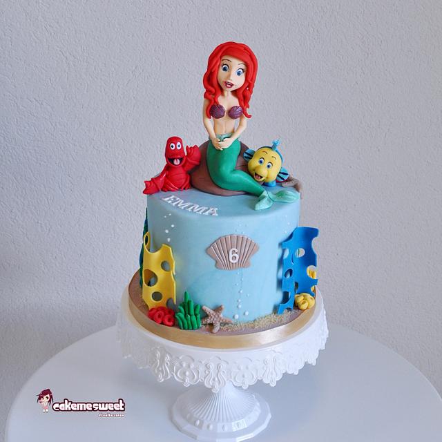 The little mermaid - Decorated Cake by Naike Lanza - CakesDecor