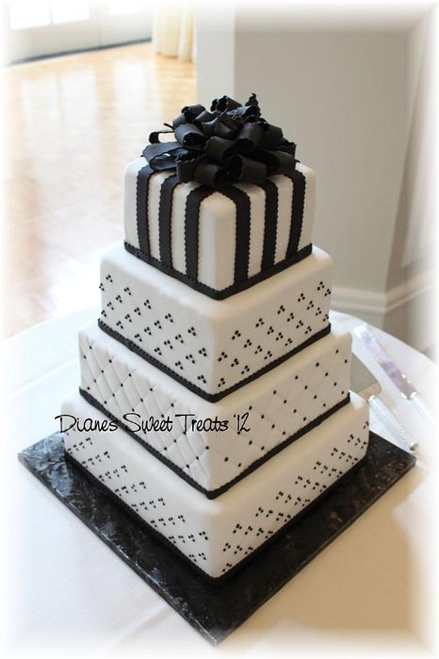 Black and White Wedding - Decorated Cake by Diane Burke - CakesDecor