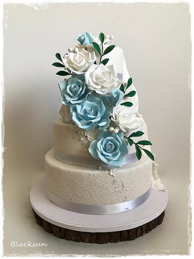 Two sided wedding cake :)