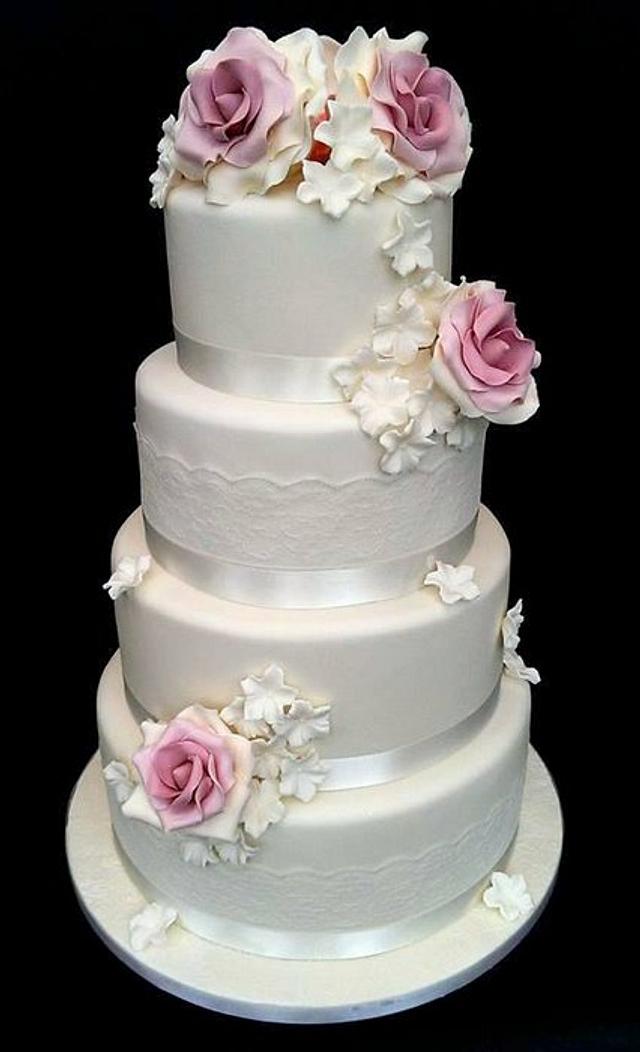 vintage rose wedding cake - Decorated Cake by Chocomoo - CakesDecor