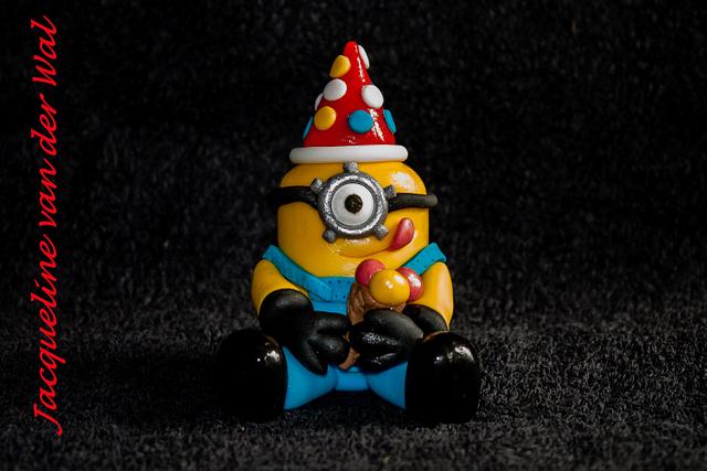 Mini Birthday Minion with IceCream Cake by Jacqueline