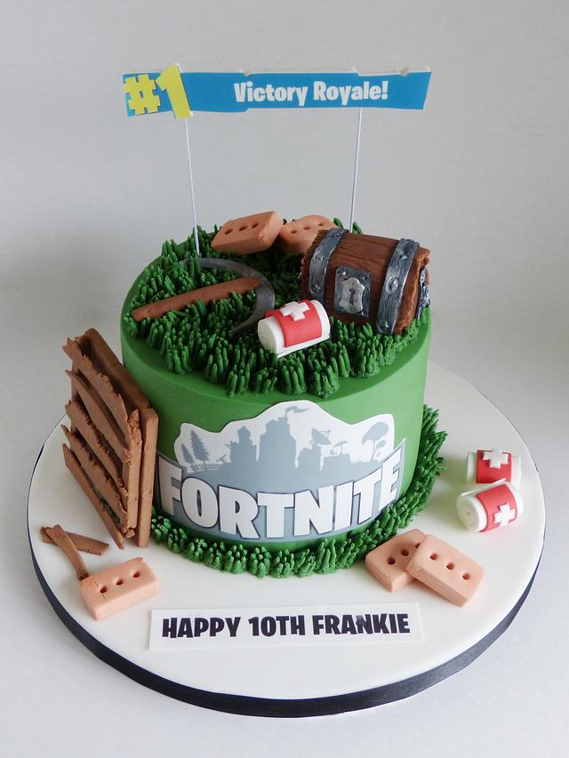 Fortnite Battle Royale Cake Cake By Angel Cake Design Cakesdecor