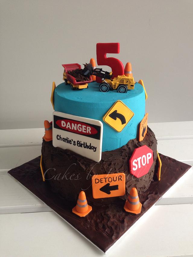 boys construction cake - Cake by cakesbylucille - CakesDecor