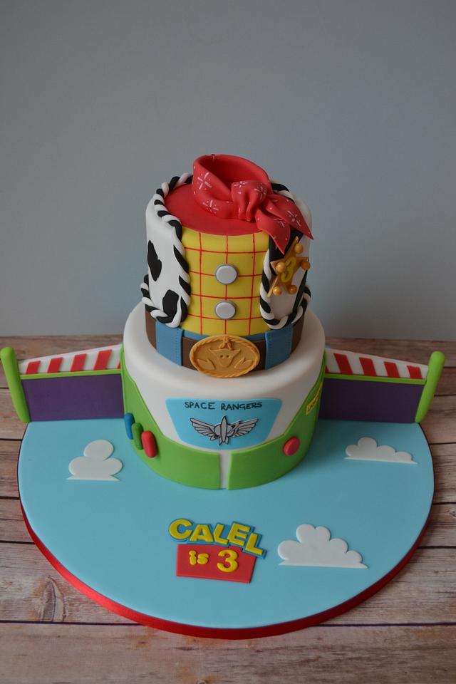 small toy story cake