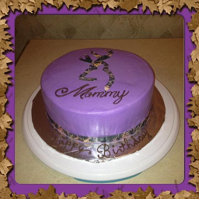 Purple camo - Decorated Cake by Mullins - CakesDecor