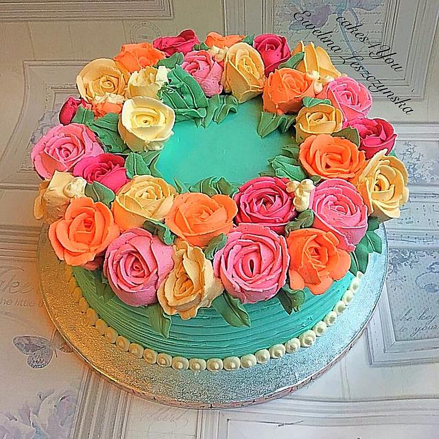 Buttercream flowers cake - Decorated Cake by - CakesDecor