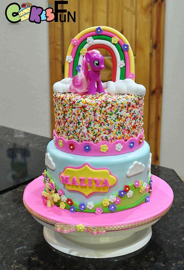 Sprinkles, Rainbow And Ponies - Decorated Cake By Cakes - Cakesdecor