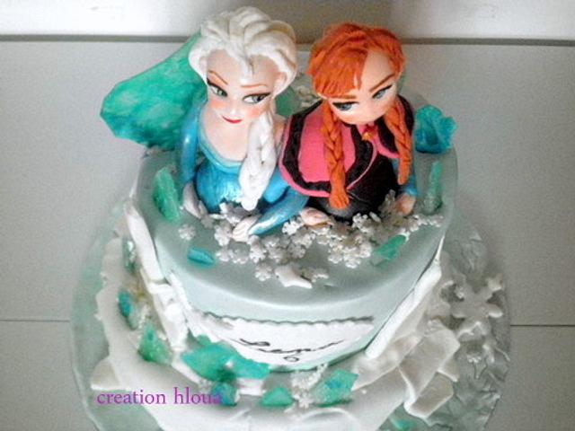 Gateau Reine Des Neiges Elsa Et Sa Soeur Cake By Cakesdecor