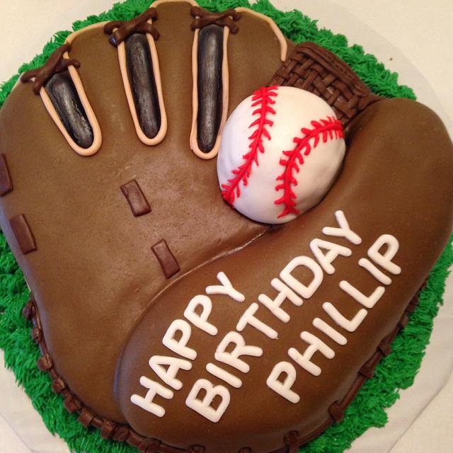 3D Baseball catchers mitt Cake by Sweet Confections by CakesDecor