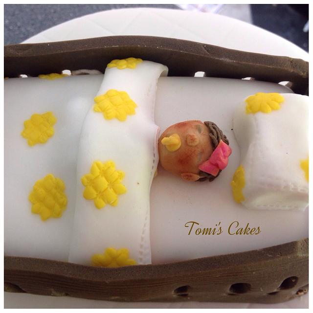 Baby & Cot Christening Cake Cake by Tomi CakesDecor