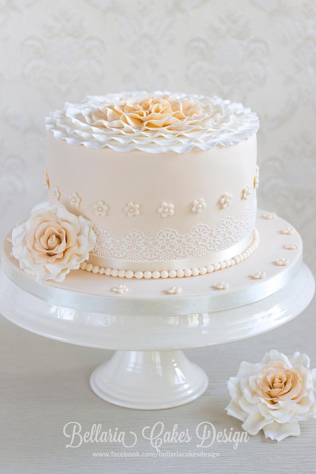 A 20th wedding anniversary cake - cake by Bellaria Cake ...
