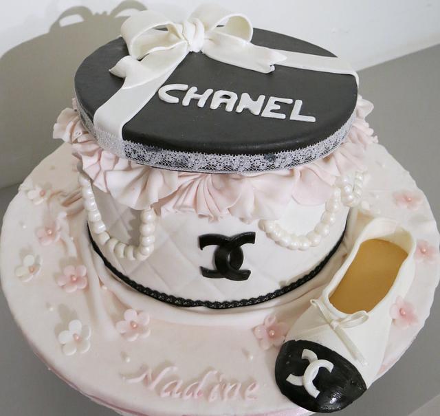 CHANEL gift box - Decorated Cake by Sugar&Spice by NA - CakesDecor