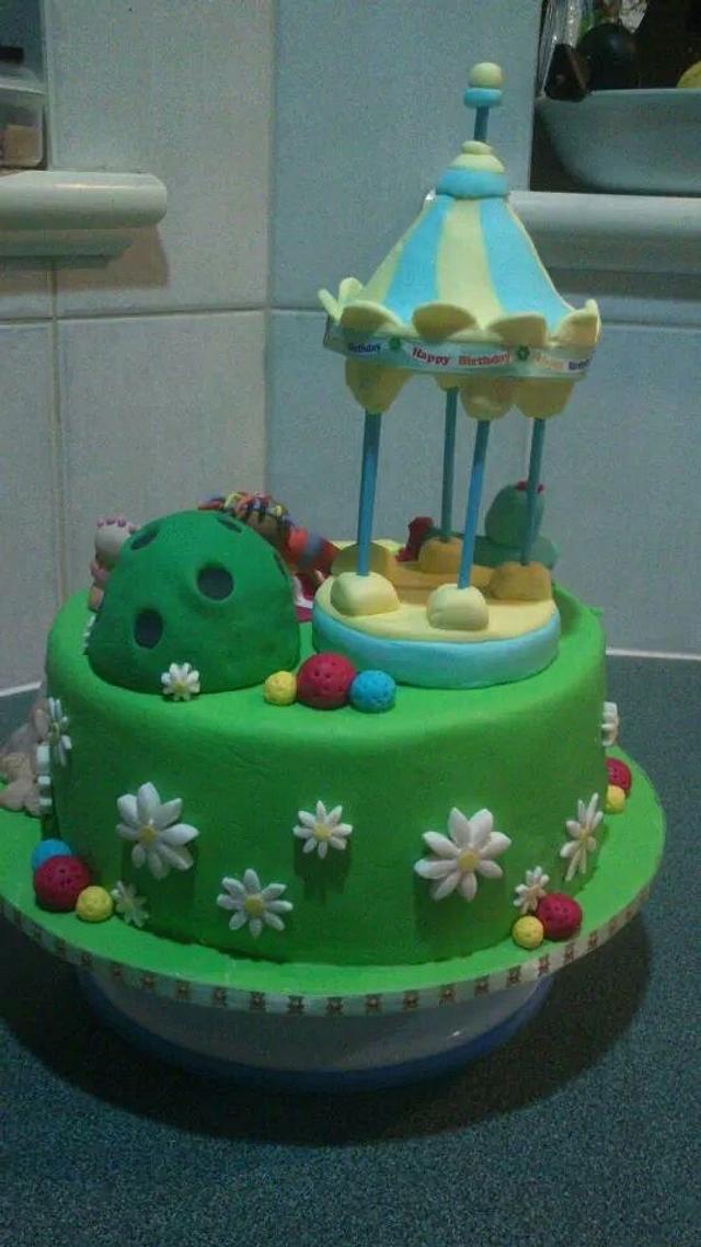 In the night garden cake - Cake by Artcake M - CakesDecor