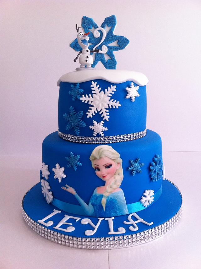 Frozen cake - Decorated Cake by Amanda sargant - CakesDecor