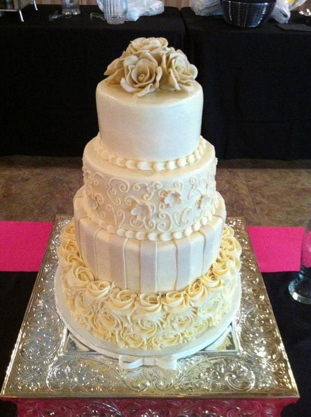 Ivory Rose Wedding Cake - Decorated Cake By Christie's - Cakesdecor