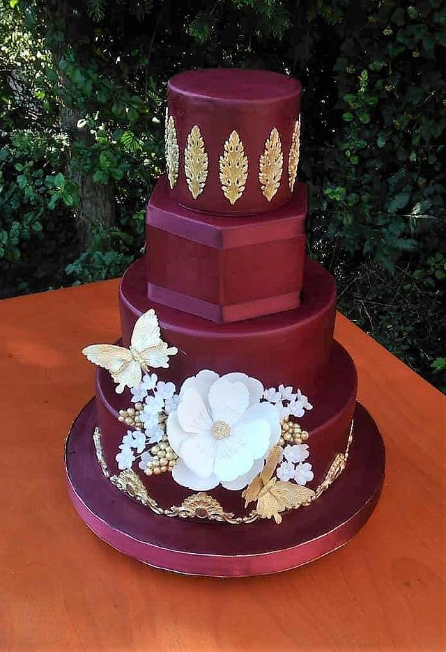 Burgundy cake - Cake by MoMa - CakesDecor
