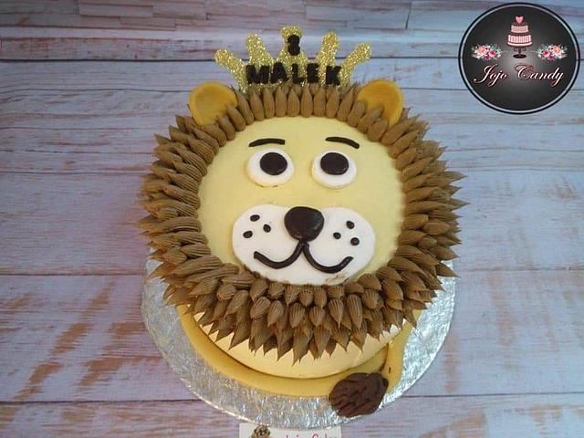 Awesome Lion's Head Birthday Cake