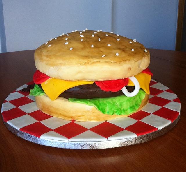 Hamburger cake - Decorated Cake by Ritsa Demetriadou - CakesDecor