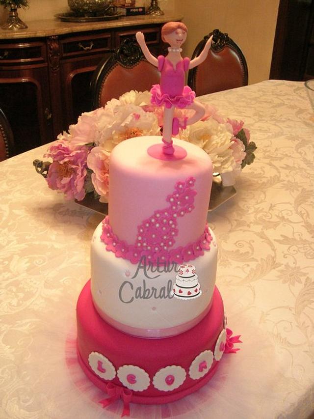 Ballet Dancer Cake - Decorated Cake by Artur Cabral - - CakesDecor