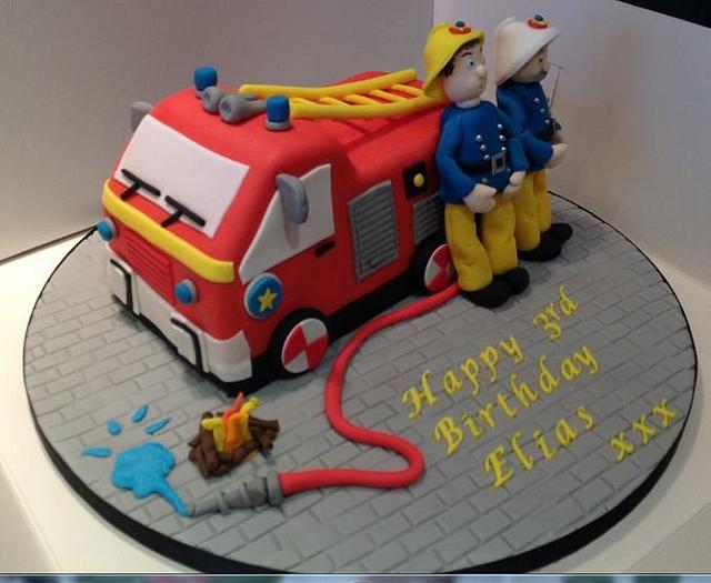 Fireman sam cake - Decorated Cake by Tracy's Cake Chic - CakesDecor