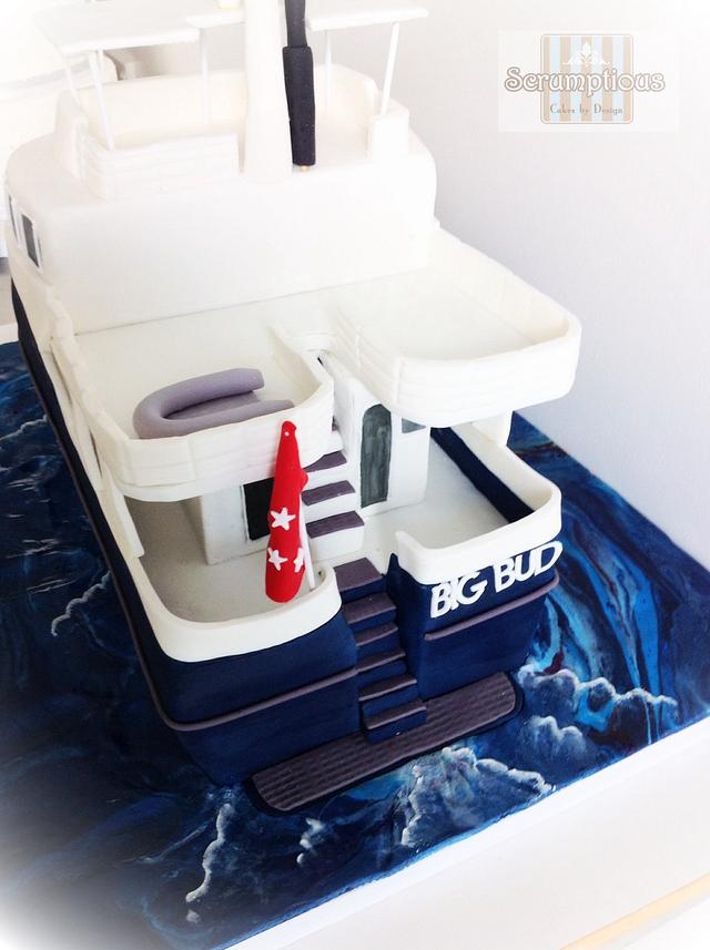 Kevins Boat Cake - Cake by Jo Tan - CakesDecor