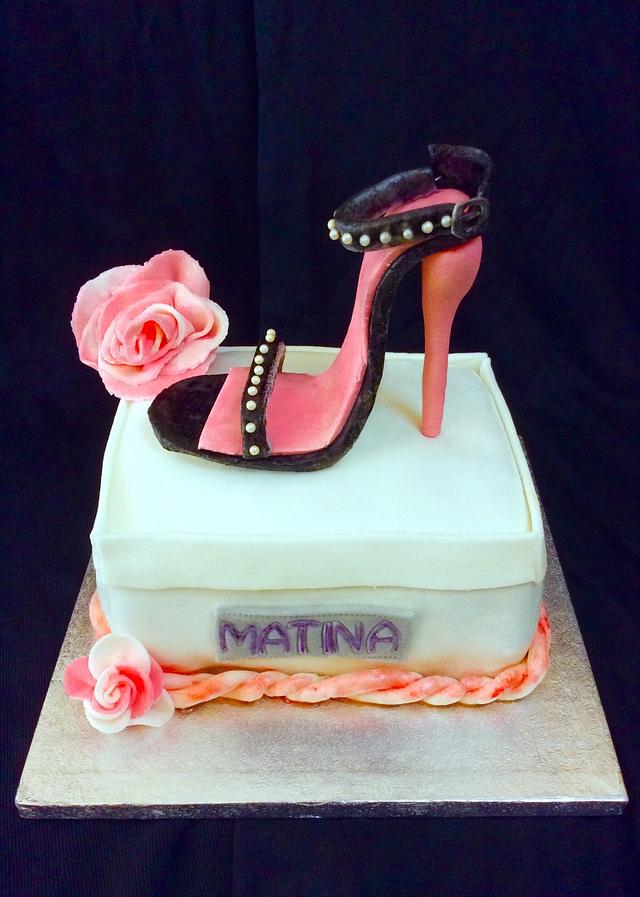 Shoe cake - Decorated Cake by Dora Th. - CakesDecor